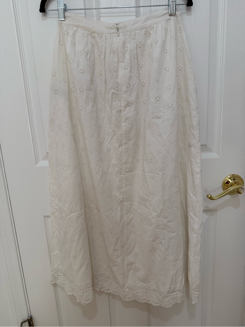 Sezane Nala Eyelet Skirt NWT size 2 - Picture 5 of 8